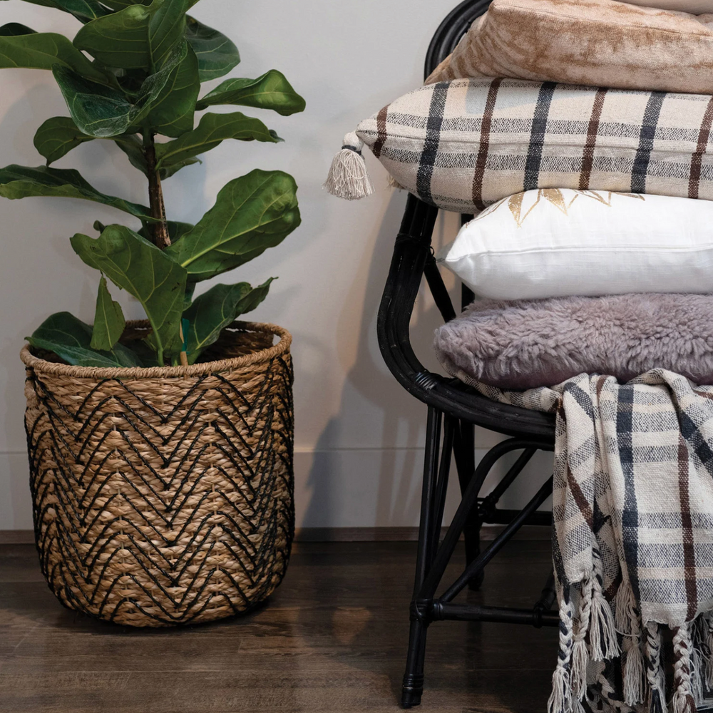 Plaid Tasseled Throw