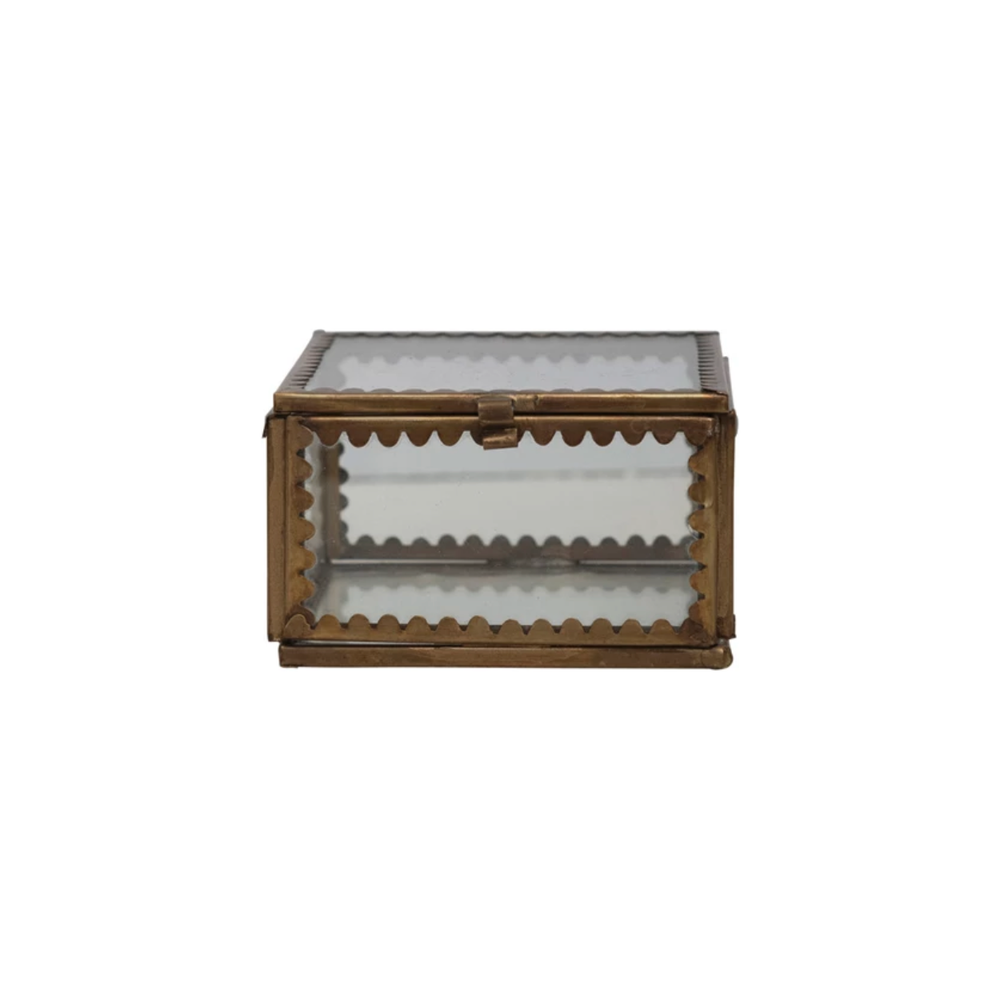 
                      
                        Scalloped Glass Box
                      
                    